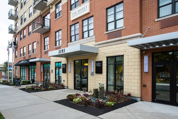 The Mosey Hotel 4