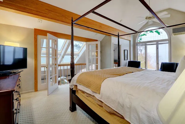 Nordic Village Resort 5