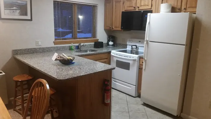 Suites At Attitash Mtn Village 4