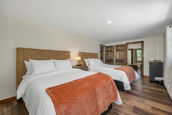 The Inn & More 5
