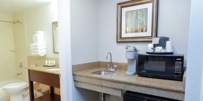 Golden Apple Inn