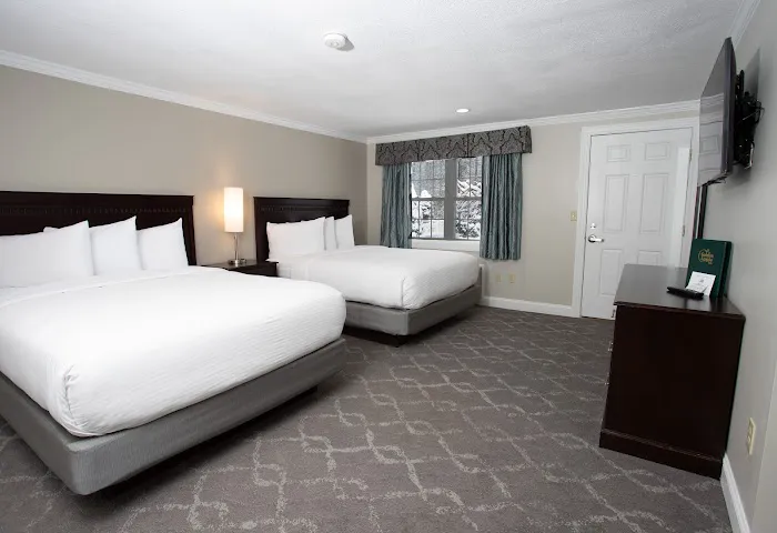 Golden Apple Inn 5