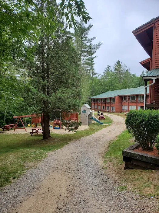 Evergreen Valley Inn & Villas 4