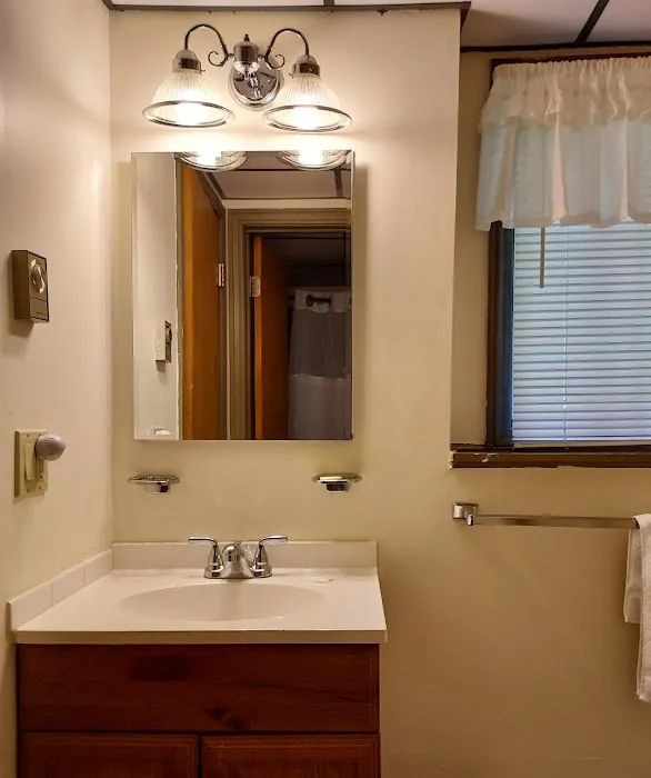 Evergreen Valley Inn & Villas 4