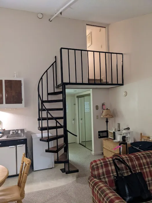 Evergreen Valley Inn & Villas 4