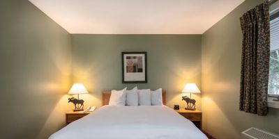 Grand Summit Hotel