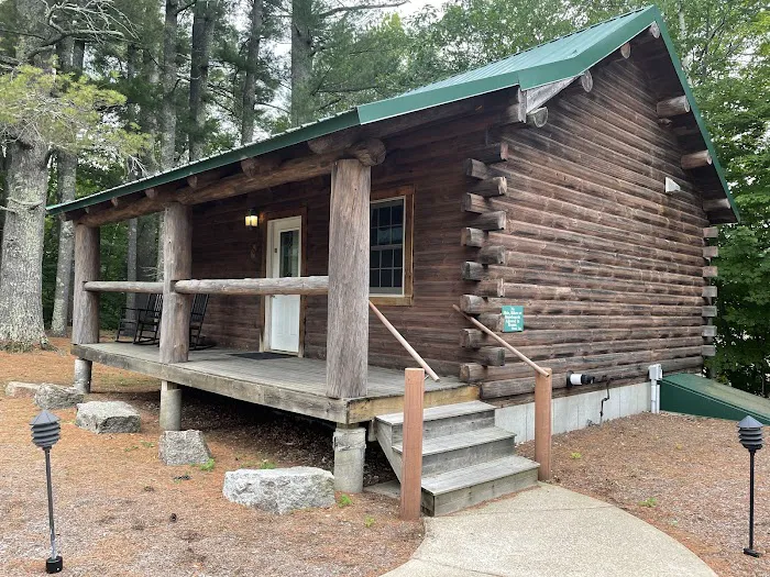 The New England Inn & Lodge 5