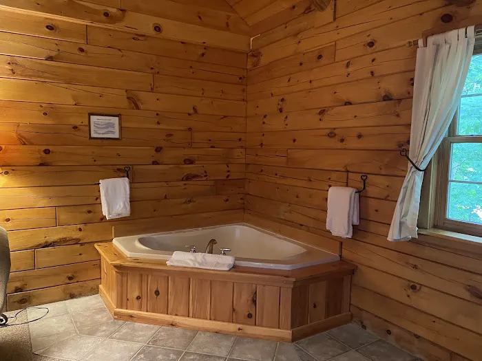 The New England Inn & Lodge 5