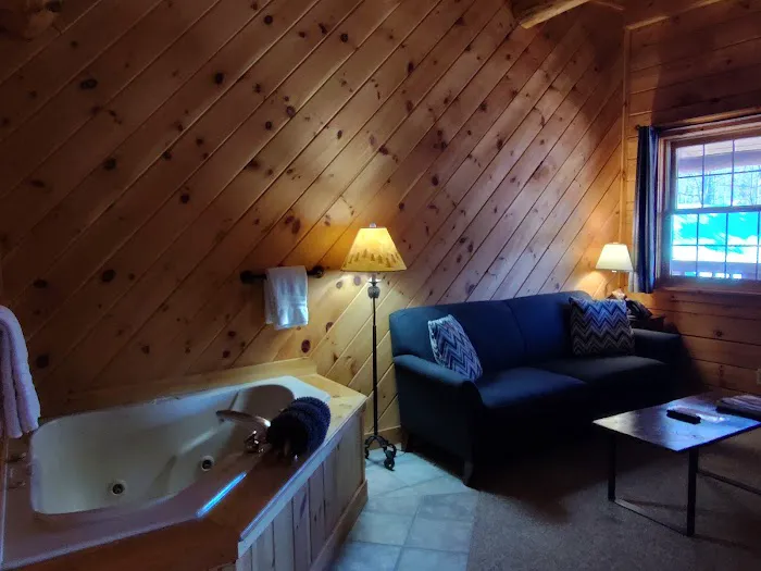 The New England Inn & Lodge 5