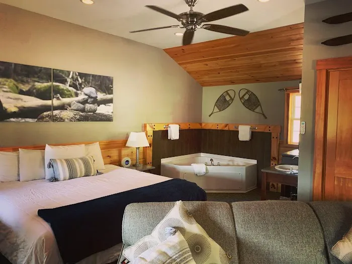 The New England Inn & Lodge 5