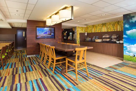 Fairfield Inn & Suites Raynham Middleborough/Plymouth 4