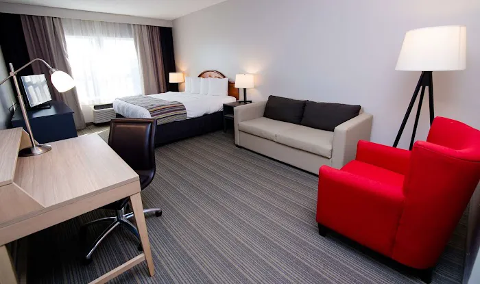 Country Inn & Suites by Radisson, Brockton (Boston), MA 4