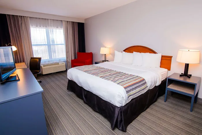 Country Inn & Suites by Radisson, Brockton (Boston), MA 4