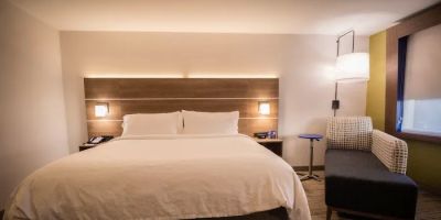 Holiday Inn Express & Suites Boston South - Randolph by IHG