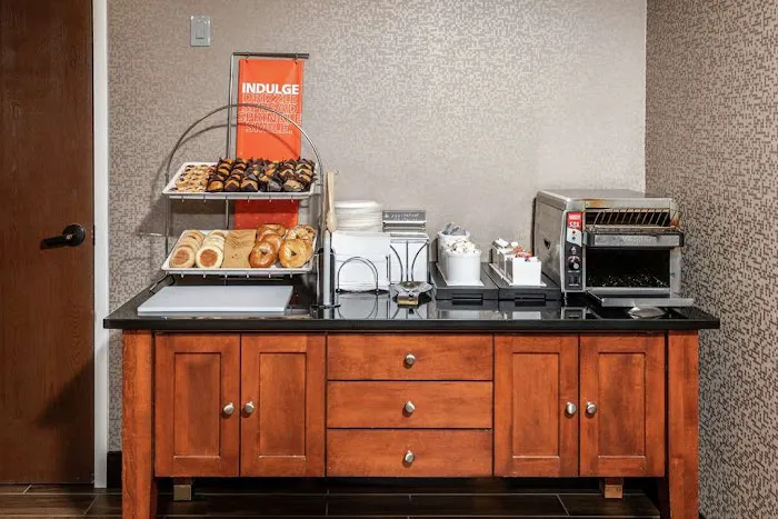 Hampton Inn Fall River/Westport 4