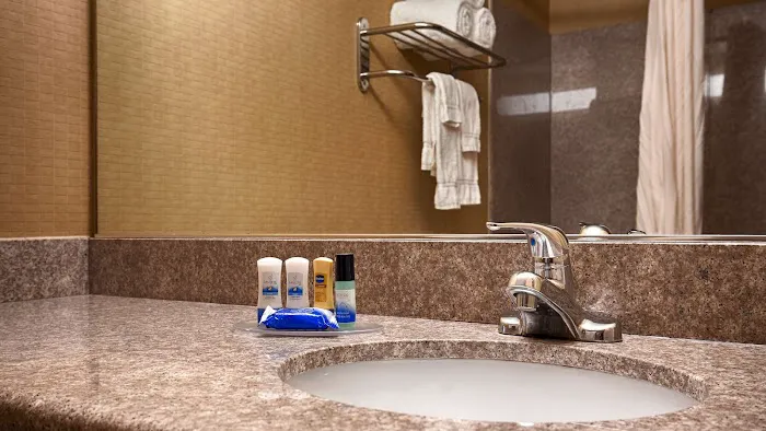 Best Western Dartmouth-New Bedford 4