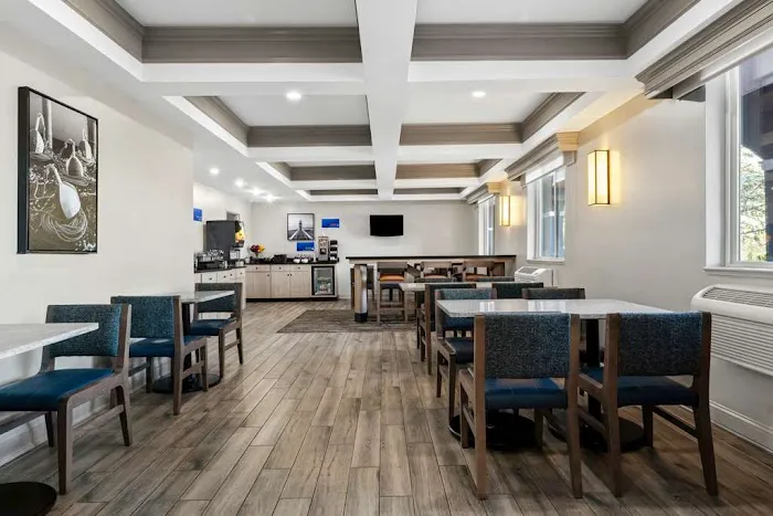 Best Western Dartmouth-New Bedford 4