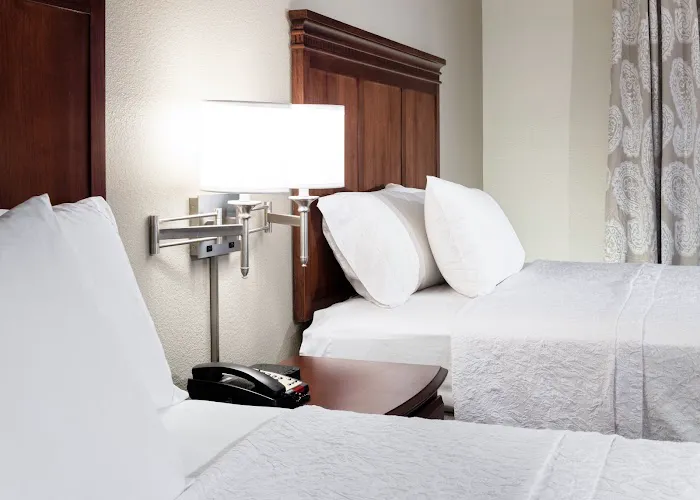 Hampton Inn & Suites Westford-Chelmsford 4
