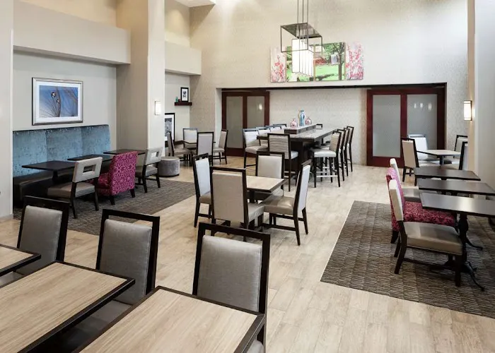 Hampton Inn & Suites Westford-Chelmsford 4