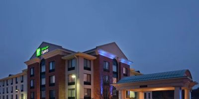 Holiday Inn Express & Suites Auburn by IHG