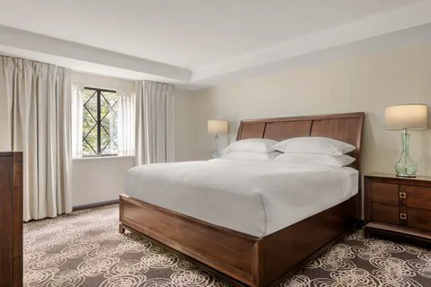 Sheraton Nashua 4