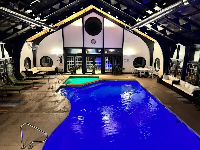 Chateau Merrimack Resort & Spa 4