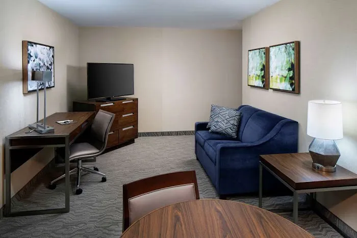 DoubleTree by Hilton Nashua 4