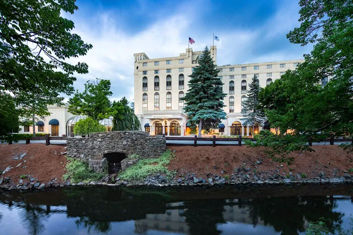 DoubleTree by Hilton Nashua 4