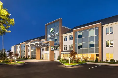 Element Chelmsford 5