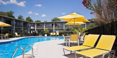 Historic Concord Suites