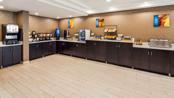 Best Western Plus Chelmsford Inn 4
