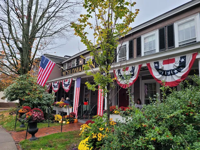Concord's Colonial Inn 4
