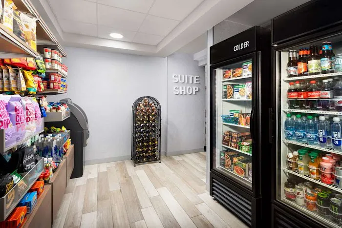 Homewood Suites by Hilton Manchester/Airport 4