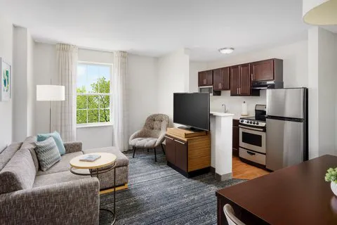 TownePlace Suites Manchester-Boston Regional Airport 4