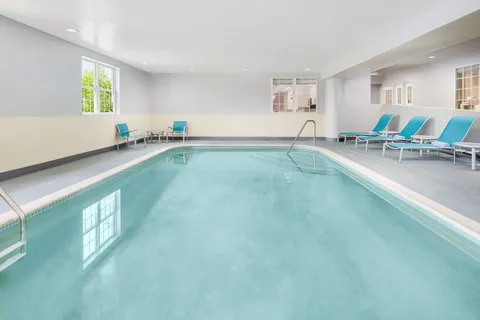 TownePlace Suites Manchester-Boston Regional Airport 4