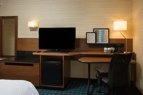 Fairfield Inn Manchester-Boston Regional Airport 4