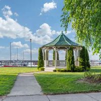 Clarion Hotel Conference Center on Lake Erie ico