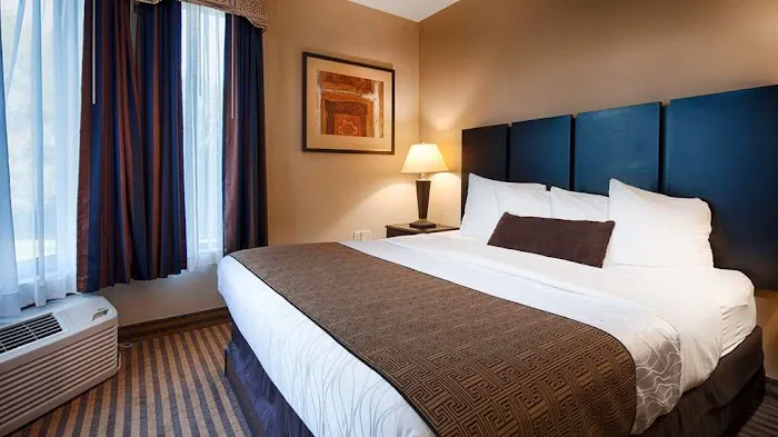 Best Western Dunkirk & Fredonia Inn 4