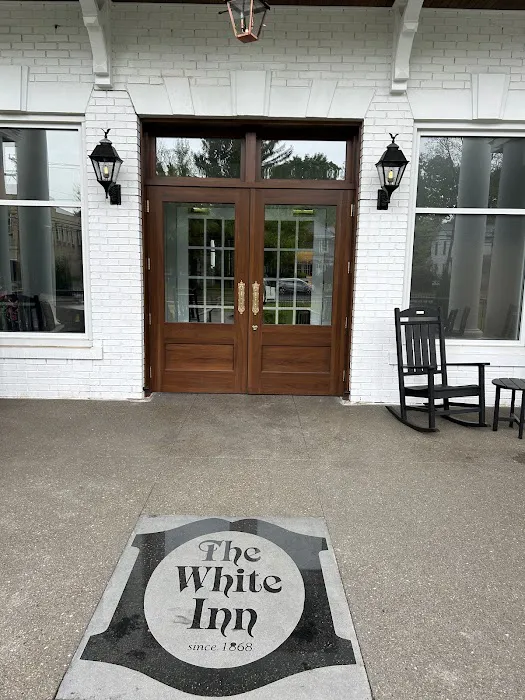 The White Inn 4