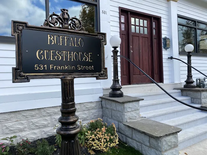 Buffalo Guesthouse 5