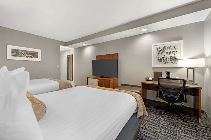Best Western - On The Avenue 5