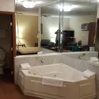 Lockport Inn and Suites ico