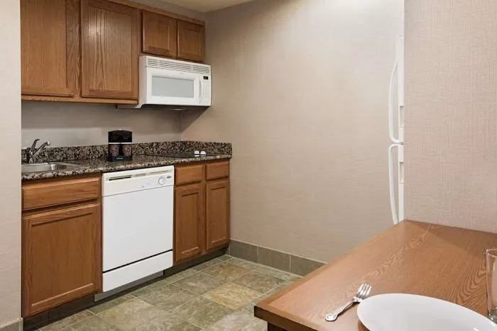 Homewood Suites by Hilton Buffalo-Amherst 4