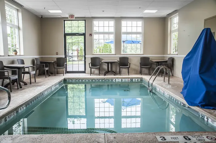 Comfort Inn University 3