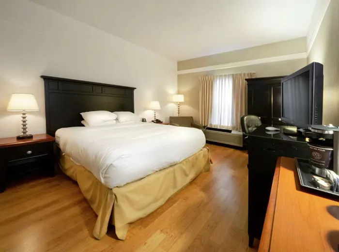 DoubleTree by Hilton Hotel Buffalo - Amherst 3