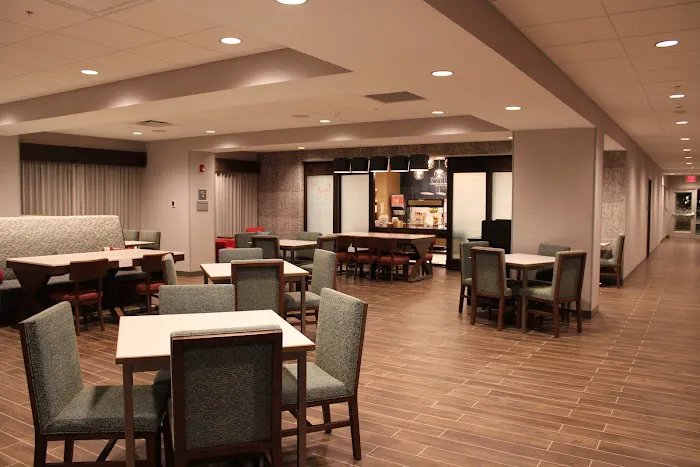 Hampton Inn Buffalo - Amherst 4