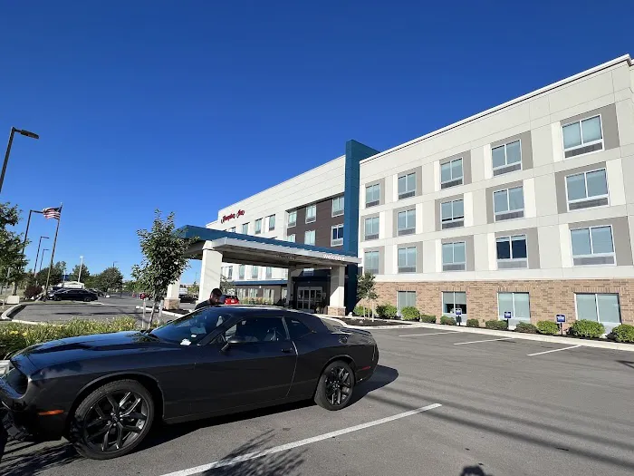 Hampton Inn Buffalo - Amherst 4