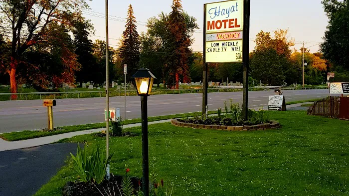 Hayat Motel at Serenity Hideaway 4