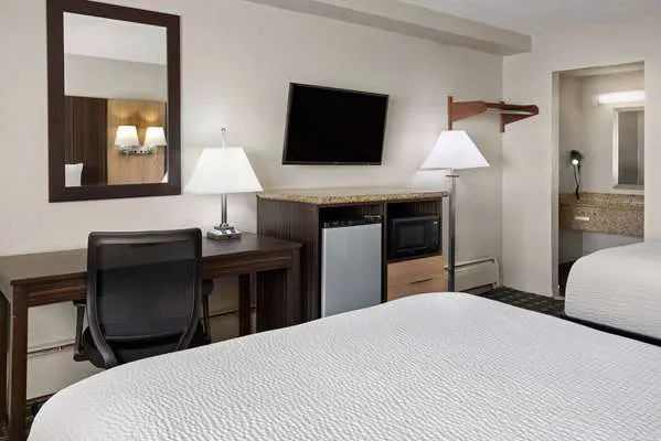 Days Inn by Wyndham Tonawanda/Buffalo 5