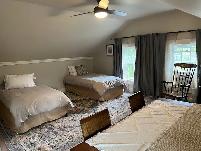 Independence Inn 4